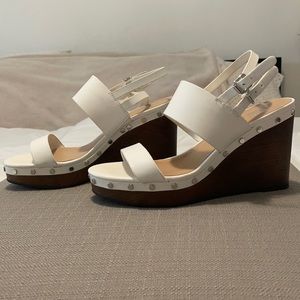 Like new white wedge sandal with double strap